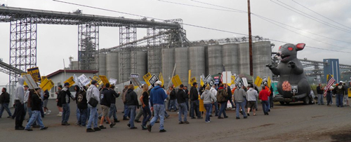 ILWU Local 21 protest at EGT in Longview, WA, 2011