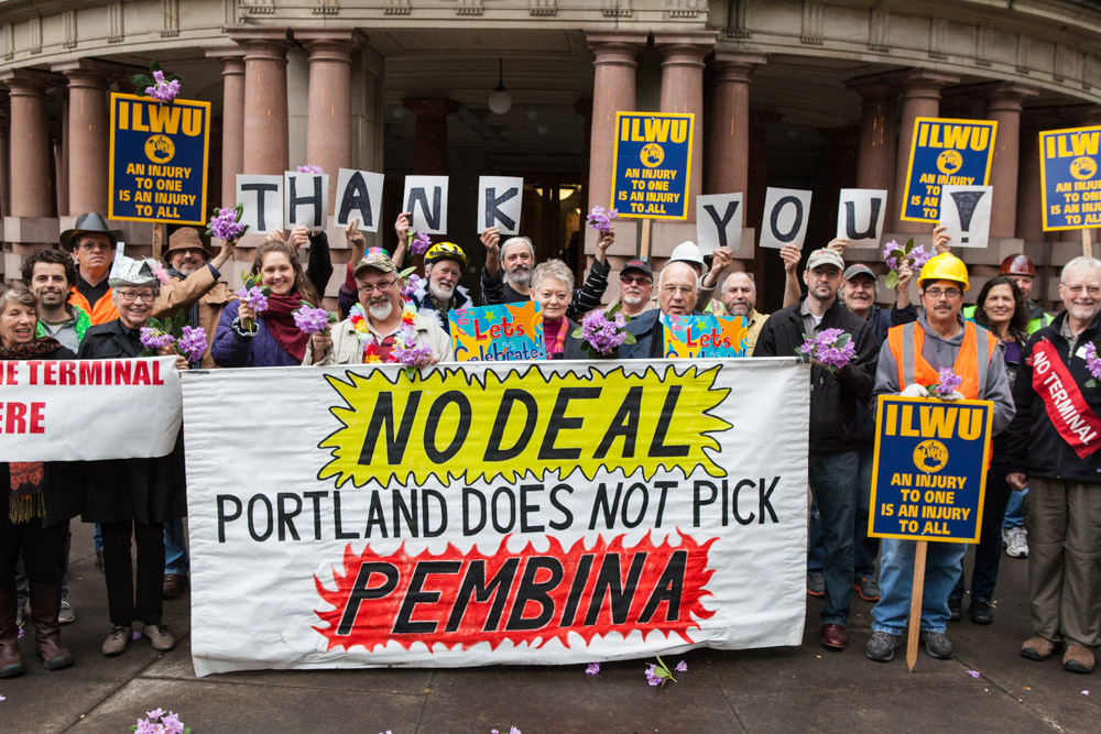 ILWU Local 8 joined local activists in opposing coal in Portland, Oregon