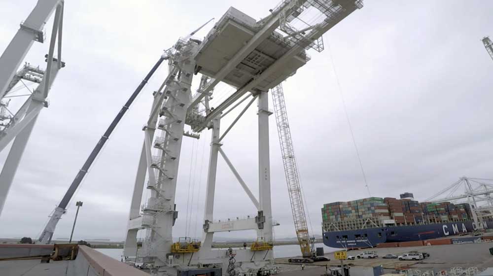 Port of Oakland assembling North America’s tallest cranes